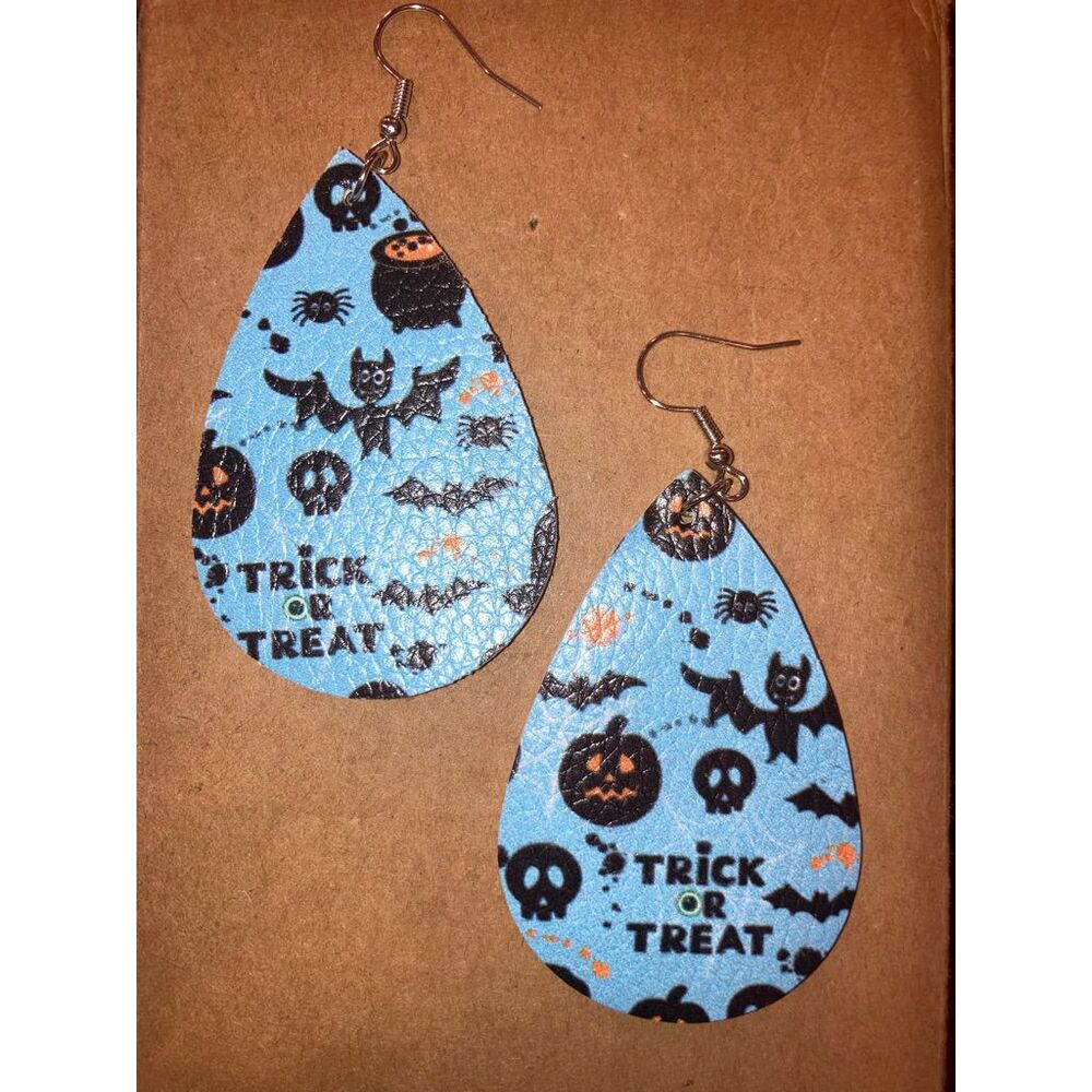 ☀️3/$9☀️ Halloween Themed Earrings